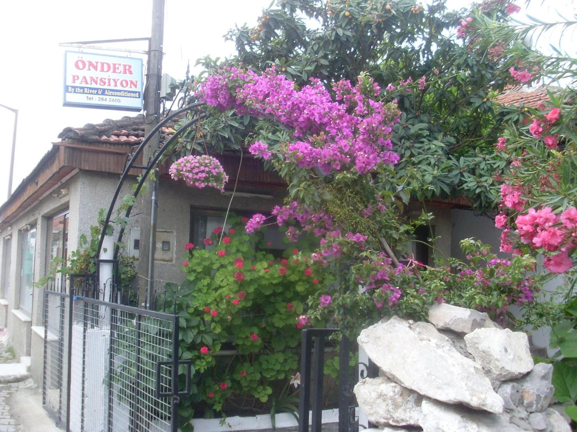 Maison d'hôtes Onder Pansiyon à Dalyan Extérieur photo